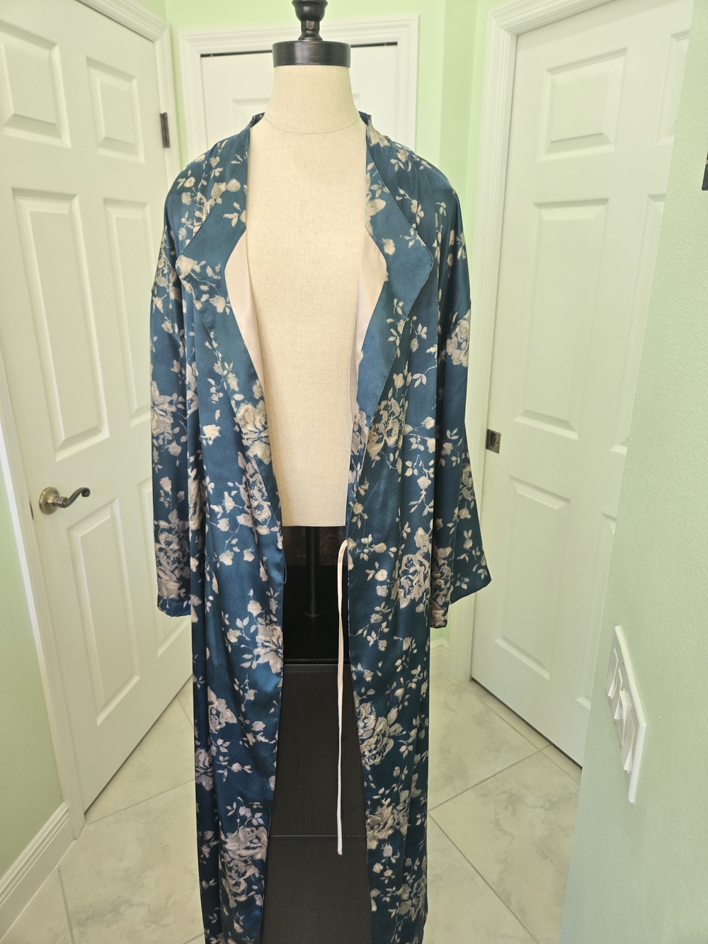 Cabernet Teal Floral Satin Robe with Beige Blush Slip Dress Nightgown Nap Dress - Picture 8 of 12